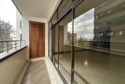 Serviced 4 Bed Apartment with En Suite in Westlands Area - 2