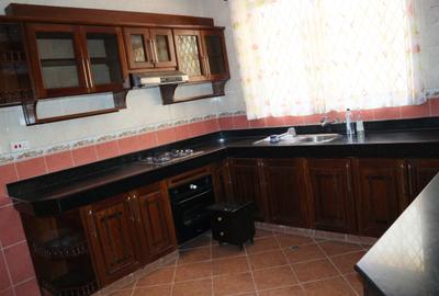 4 Bed Townhouse with En Suite at Nyali