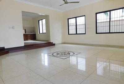 5 Bed Villa with En Suite at Nyali