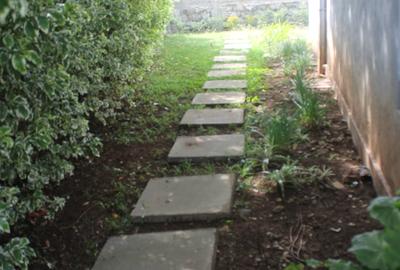 3 Bed House with En Suite at Karen - Fairacres - 4