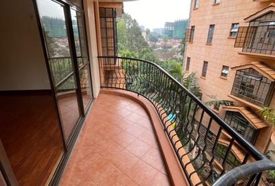 3 Bed Apartment with En Suite in Westlands Area