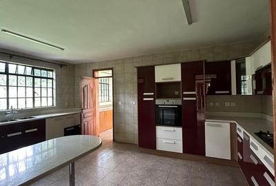 4 Bed House with En Suite at Karen