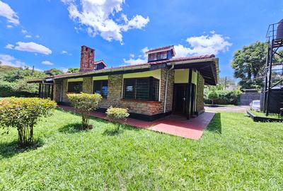 4 Bed House with En Suite at Lakeview