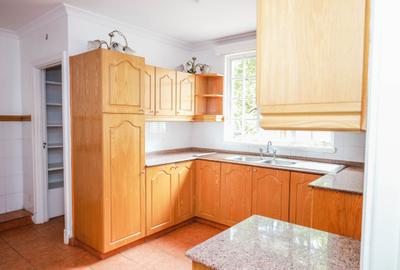 Serviced 3 Bed Apartment with Swimming Pool at Muthaiga Drive