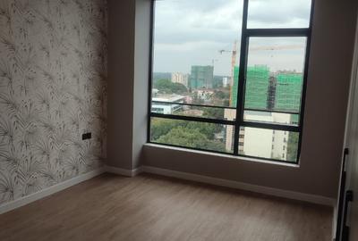 3 Bed Apartment with En Suite at Brookside - 4
