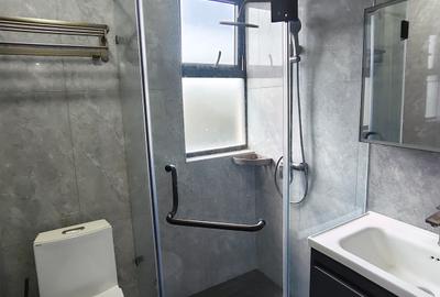 2 Bed Apartment with Gym in Kilimani - 4