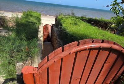 4 Bed House with En Suite at Malindi Beach - 3