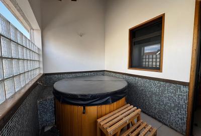 5 Bed Townhouse with En Suite in Lavington - 4