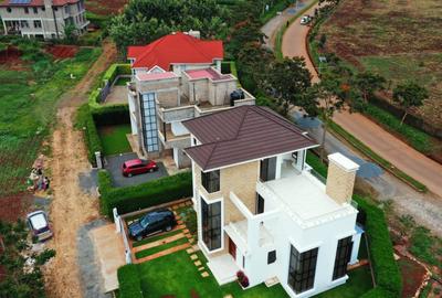 4 Bed Townhouse with En Suite in Kiambu Road - 3