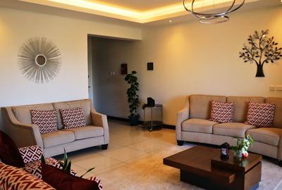 3 Bed Apartment with En Suite in General Mathenge