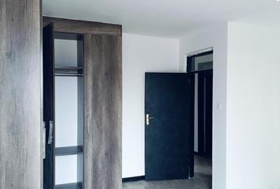 4 Bed Apartment with Backup Generator in Parklands - 2