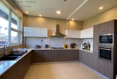 4 Bed Apartment with En Suite at General Mathenge Road