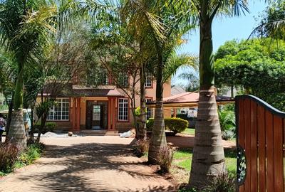 4 Bed Townhouse with En Suite in Karen - 2