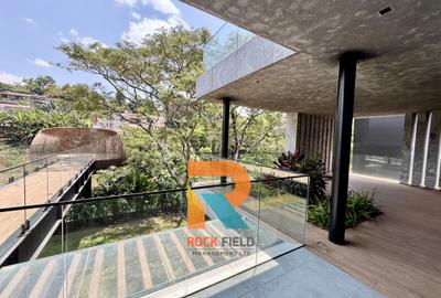 5 Bed Villa with En Suite in Kitisuru - 2