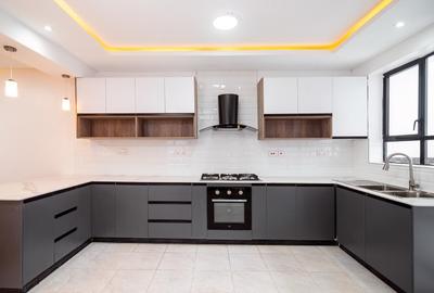 4 Bed Townhouse with En Suite at Kirawa Road