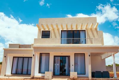 3 Bed House with En Suite in Vipingo