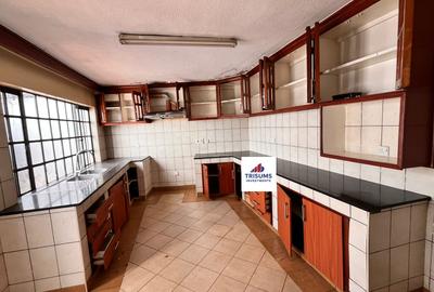 4 Bed Townhouse with En Suite in Westlands Area - 4