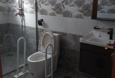 3 Bed Apartment with En Suite in General Mathenge - 4