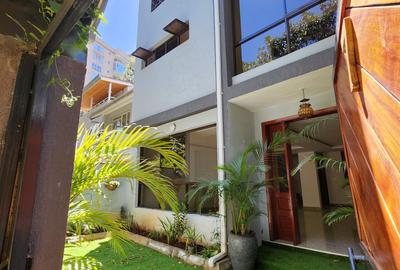 3 Bed Villa with Backup Generator in Riverside