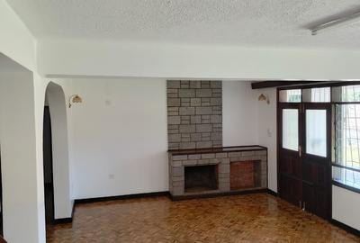 6 Bed House with En Suite at Gigiri