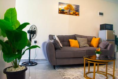 Serviced 1 Bed Apartment with Gym at Wood Avenue