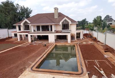 5 Bed House with En Suite at Runda Road