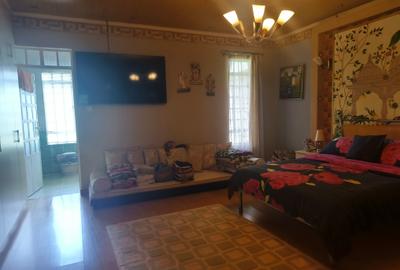 5 Bed House with En Suite in Gigiri - 4