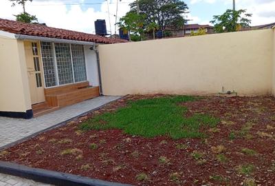 3 Bed Townhouse with En Suite in Buruburu