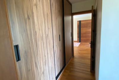 5 Bed House with En Suite in Runda - 3