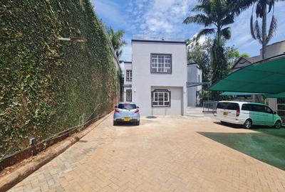 4 Bed Townhouse with En Suite at Spring Valley