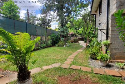 5 Bed Townhouse with En Suite at Lavington