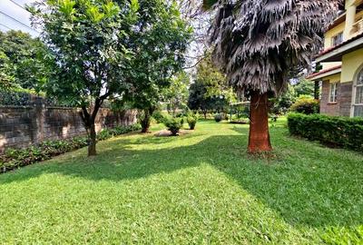 5 Bed House with En Suite at New Kitisuru