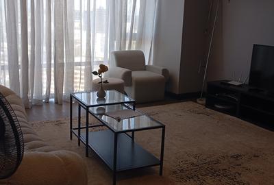 Serviced 2 Bed Apartment with En Suite at Lantana Road