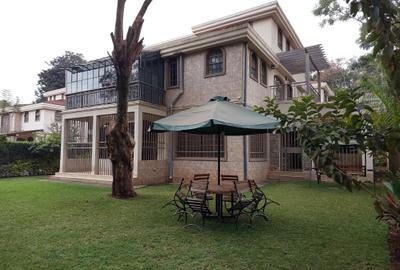 5 Bed Townhouse with En Suite at Muthangari Drive