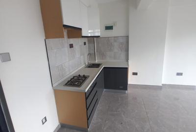 1 Bed Apartment with Gym in Kileleshwa - 4