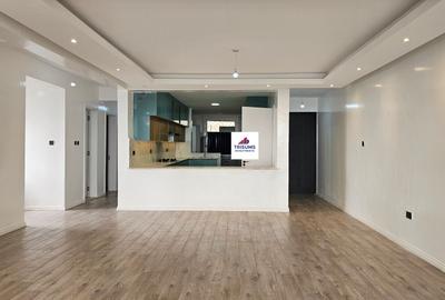 4 Bed Apartment with En Suite in Parklands