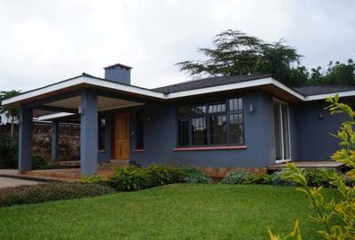 3 Bed House with En Suite in Nyari