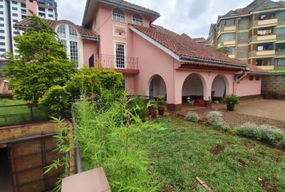 Commercial Property with Parking in Kileleshwa - 2