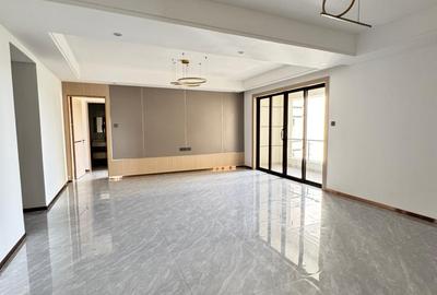 2 Bed Apartment with En Suite in Westlands Area - 3