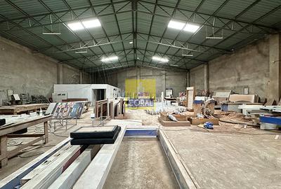 11,600 ft² Warehouse in Mlolongo