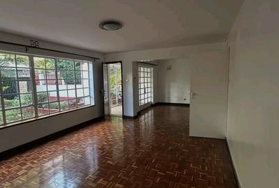 4 Bed Townhouse with En Suite in Kilimani - 3