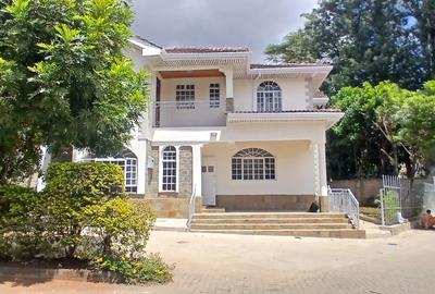 4 Bed Townhouse with En Suite at Amboseli Lane - 2
