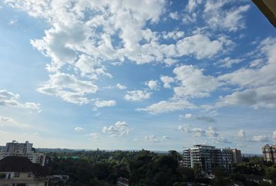 3 Bed Apartment with En Suite in Brookside - 2