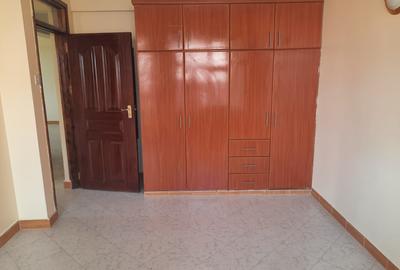 2 Bed Apartment with En Suite at Kenyatta Street