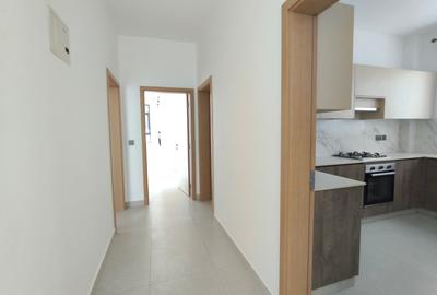 3 Bed Apartment with En Suite in Brookside - 4