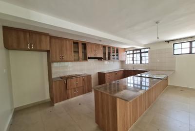 2 Bed Apartment with En Suite at Kitisuru