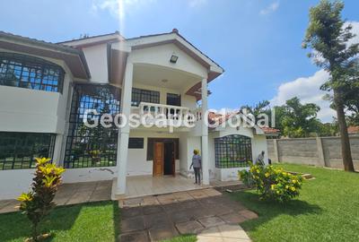 4 Bed House with En Suite in Runda