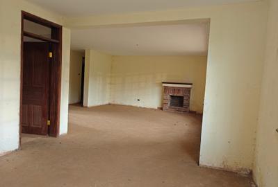 4 Bed House with En Suite at Fourways Junction Estate - 4