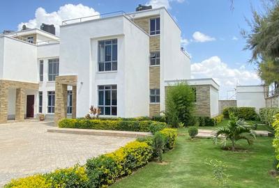 5 Bed Villa with En Suite at Katani Road