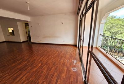 3 Bed Apartment with En Suite in Westlands Area - 4